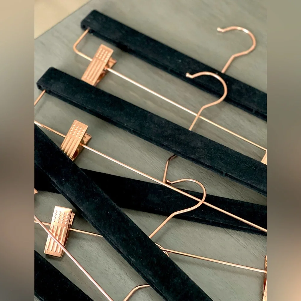 Velvet Dress Pants Hangers with clips (5)